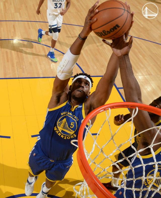 24直播网官网-嘴哥闪光掩勇士矛盾？格林与普尔爆发冲突随后伤退